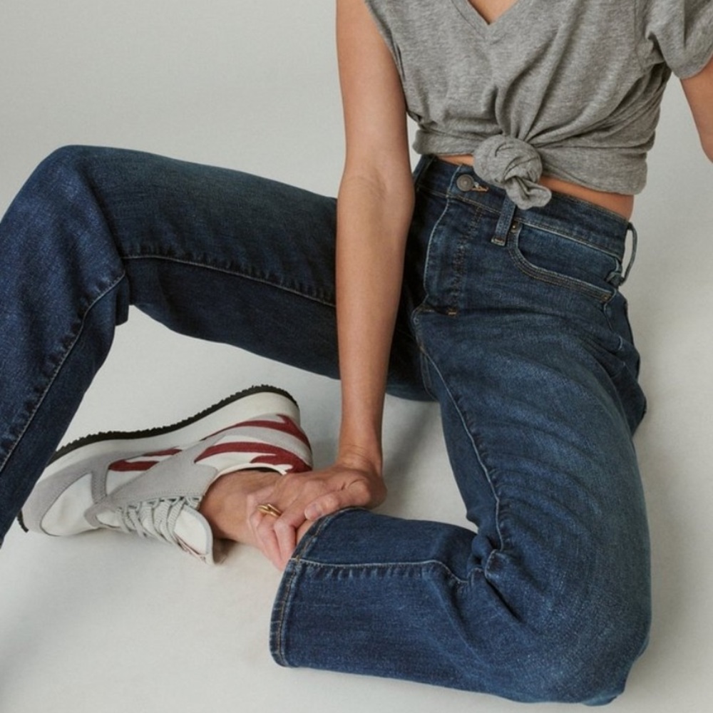 Lucky Brand Zoe Straight Leg Jean